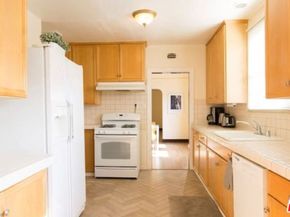 611 N BEACHWOOD Drive, Los Angeles CA 90004