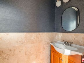 1142 Poinsettia Drive, West Hollywood CA 90046