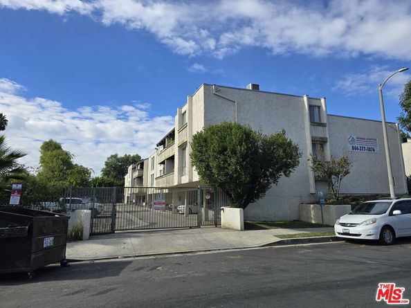 8601 International Avenue 210, Canoga Park CA 91304