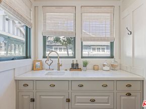 601 S Hudson Avenue, Pasadena CA 91106