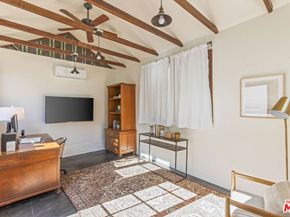 601 S Hudson Avenue, Pasadena CA 91106