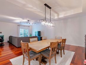 956 S Wilton Place 305, Los Angeles CA 90019