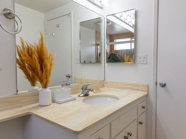 3900 Pacific Avenue, Marina Del Rey CA 90292