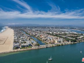 3900 Pacific Avenue, Marina Del Rey CA 90292