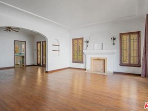 712 S Stanley Avenue, Los Angeles CA 90036