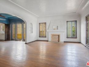 712 S Stanley Avenue, Los Angeles CA 90036