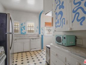 712 S Stanley Avenue, Los Angeles CA 90036