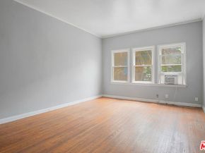 712 S Stanley Avenue, Los Angeles CA 90036