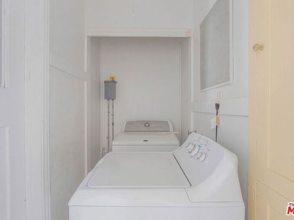 712 S Stanley Avenue, Los Angeles CA 90036