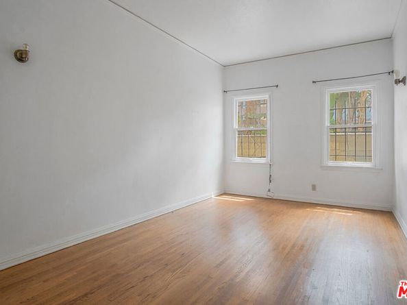 712 S Stanley Avenue, Los Angeles CA 90036