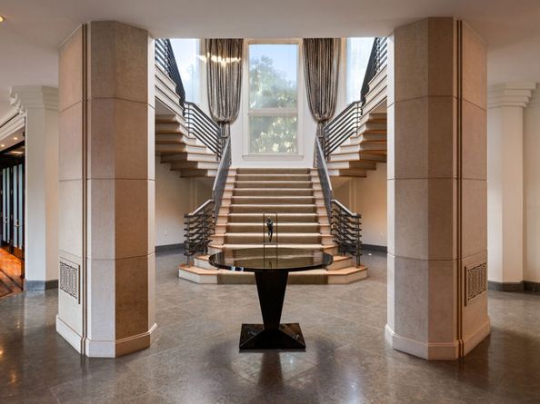 14035 Aubrey Road, Beverly Hills CA 90210