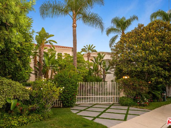 14035 Aubrey Road, Beverly Hills CA 90210