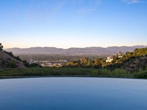 14035 Aubrey Road, Beverly Hills CA 90210