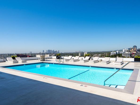 1100 Alta Loma Road 803, West Hollywood CA 90069