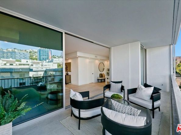 1100 Alta Loma Road 803, West Hollywood CA 90069