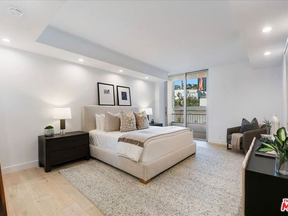 1100 Alta Loma Road 803, West Hollywood CA 90069