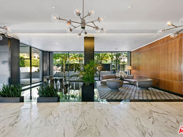 1100 Alta Loma Road 803, West Hollywood CA 90069