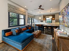 601 S Windsor Boulevard, Los Angeles CA 90005