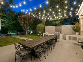 601 S Windsor Boulevard, Los Angeles CA 90005