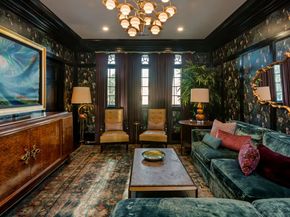 601 S Windsor Boulevard, Los Angeles CA 90005