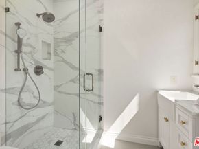 802 S Cochran Avenue, Los Angeles CA 90036