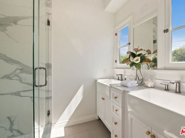 802 S Cochran Avenue, Los Angeles CA 90036