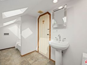 802 S Cochran Avenue, Los Angeles CA 90036