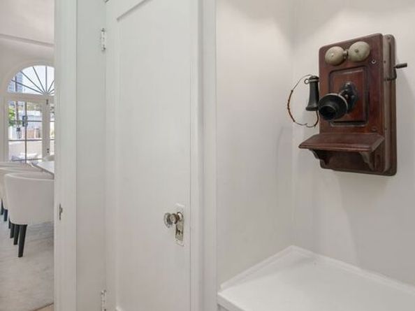 802 S Cochran Avenue, Los Angeles CA 90036