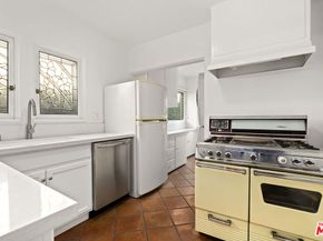 906 N Ford Street, Burbank CA 91505