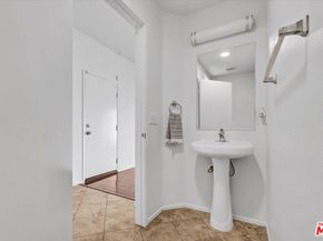 2279 Santa Ana Boulevard, Los Angeles CA 90059