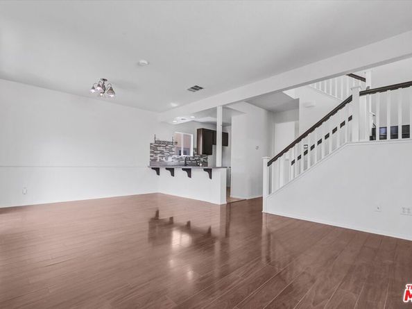 2279 Santa Ana Boulevard, Los Angeles CA 90059