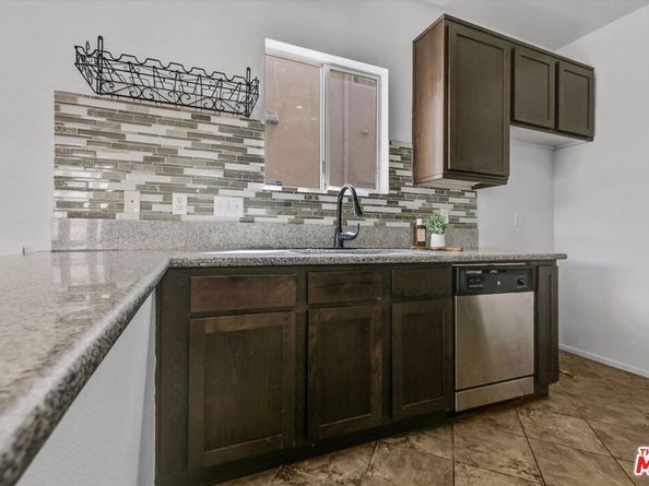 2279 Santa Ana Boulevard, Los Angeles CA 90059