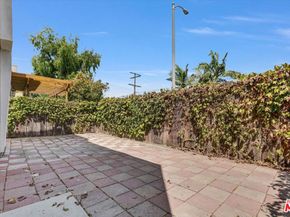 2279 Santa Ana Boulevard, Los Angeles CA 90059