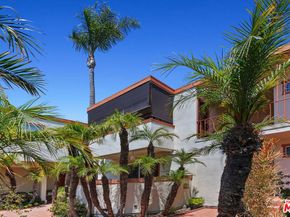 2702 11th Street 2, Santa Monica CA 90405
