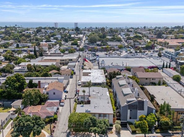 2702 11th Street 2, Santa Monica CA 90405