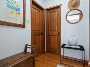 2702 11th Street 2, Santa Monica CA 90405