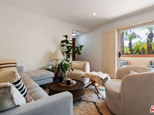 2702 11th Street 2, Santa Monica CA 90405
