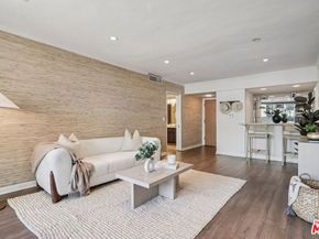4915 Tyrone Avenue 102, Sherman Oaks CA 91423