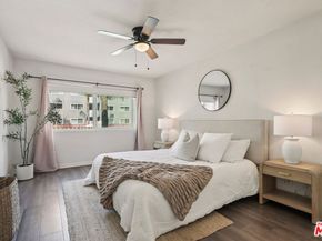 4915 Tyrone Avenue 102, Sherman Oaks CA 91423