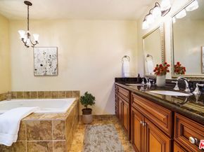 10655 Camarillo Street, Toluca Lake CA 91602