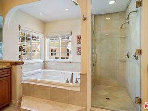 10655 Camarillo Street, Toluca Lake CA 91602