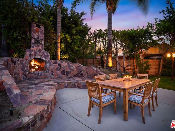 10655 Camarillo Street, Toluca Lake CA 91602