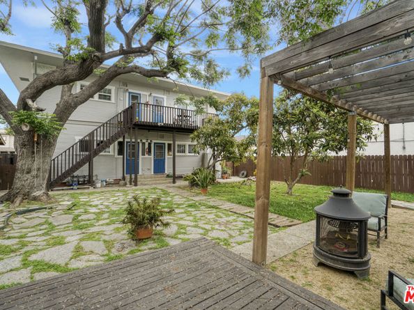 573 W 13th Street, San Pedro CA 90731