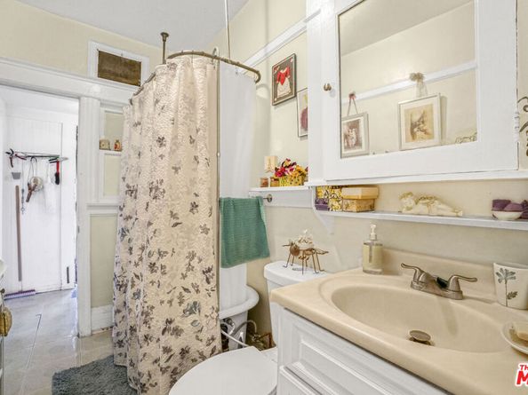 573 W 13th Street, San Pedro CA 90731
