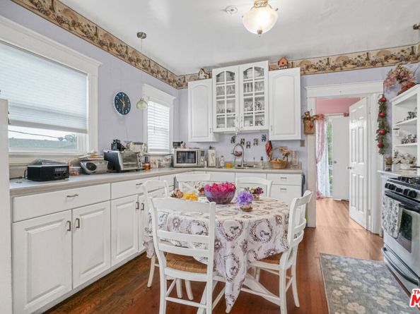 573 W 13th Street, San Pedro CA 90731