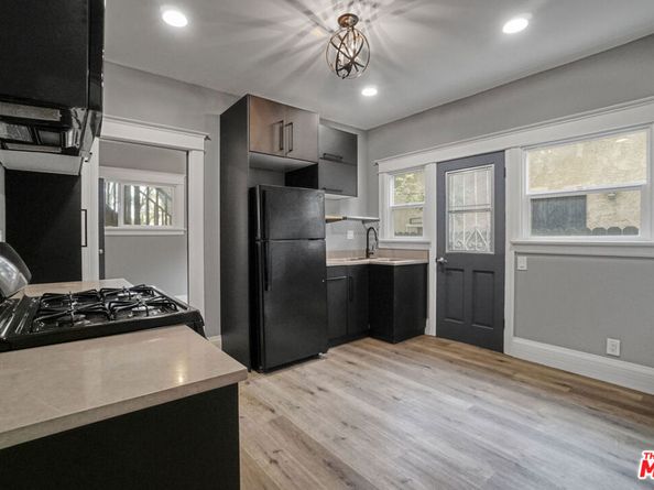 573 W 13th Street, San Pedro CA 90731