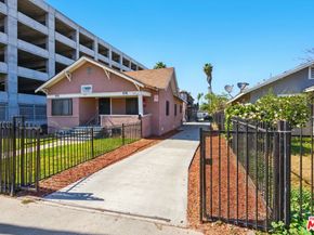 925 W 84th Street, Los Angeles CA 90044