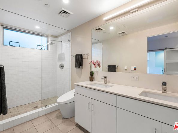 1433 14th Street 10, Santa Monica CA 90404