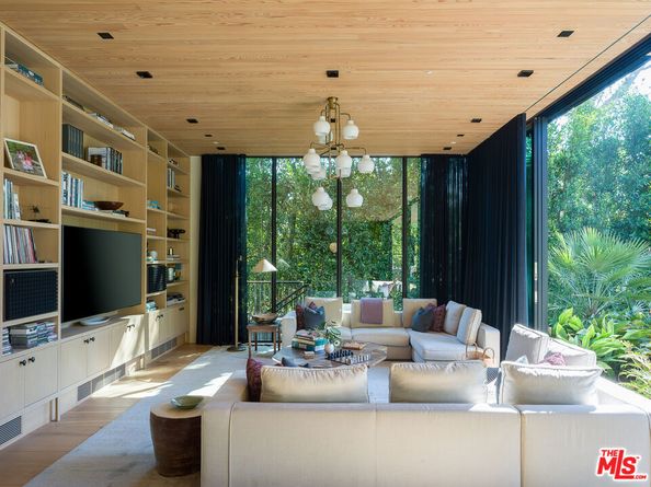 1480 Capri Drive, Pacific Palisades CA 90272