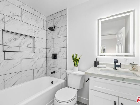 3032 La Clede Avenue, Los Angeles CA 90039